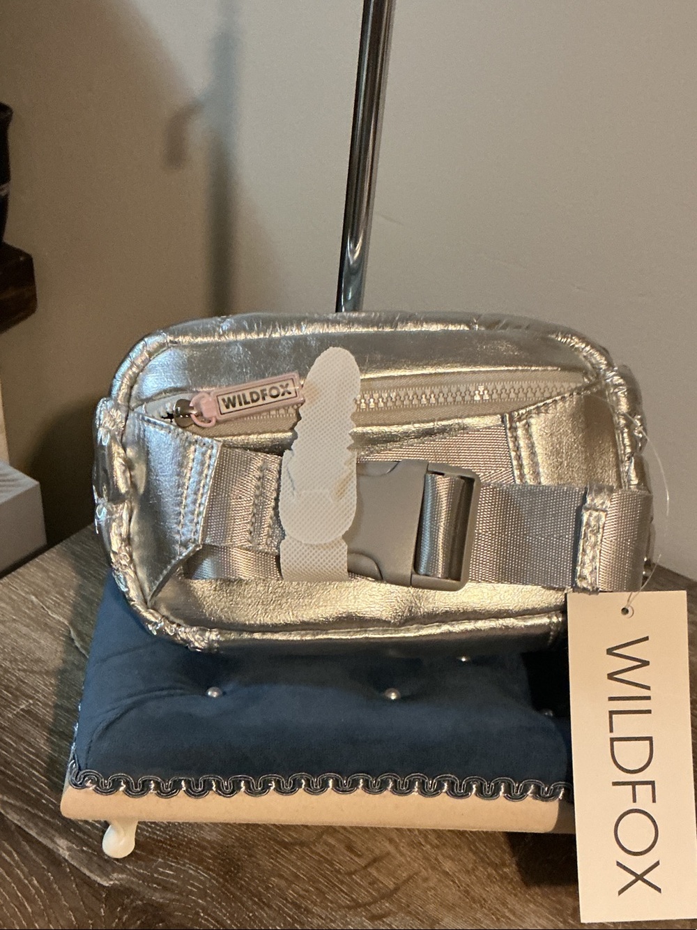 Wildfox Metallic Silver Floral Quilted Crossbody Bag - Picture 2 of 3